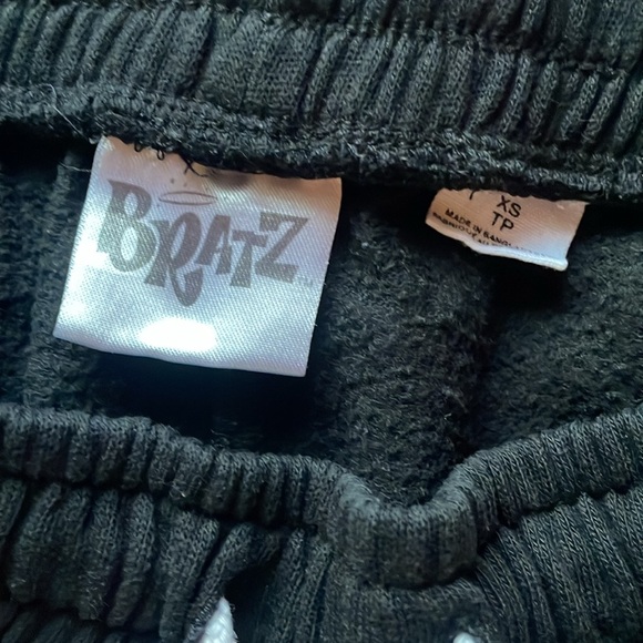 Bratz black drawstring sweatpants - Picture 5 of 6
